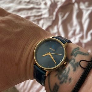 Nixon Kensington OOP/rare